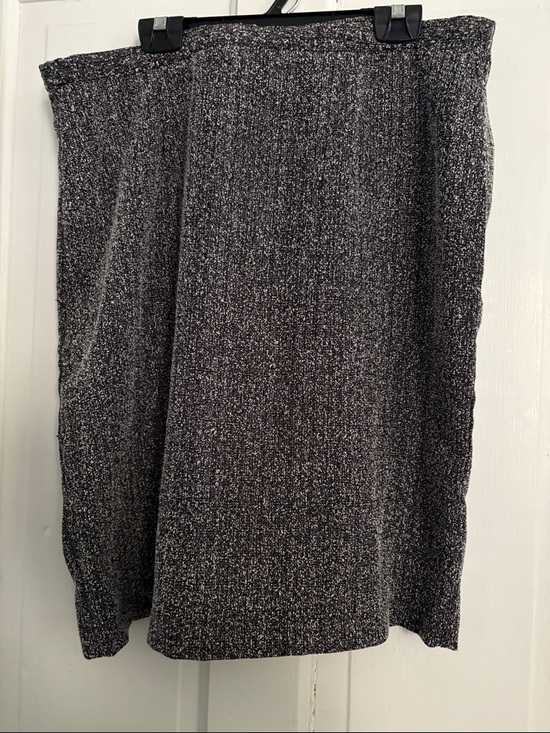 Betsy'S Things Dresses & Skirts - Betsy’s Things Petite Textured Knit Skirt Black / White Size 14P Vintage
